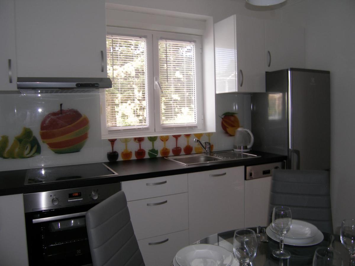 Apartmani Matela Petrcane Luaran gambar