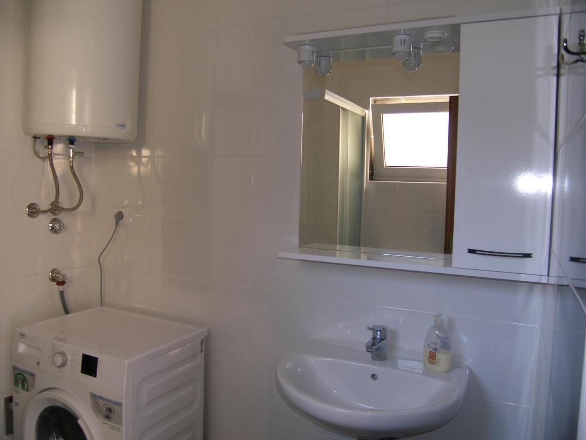 Apartmani Matela Petrcane Luaran gambar