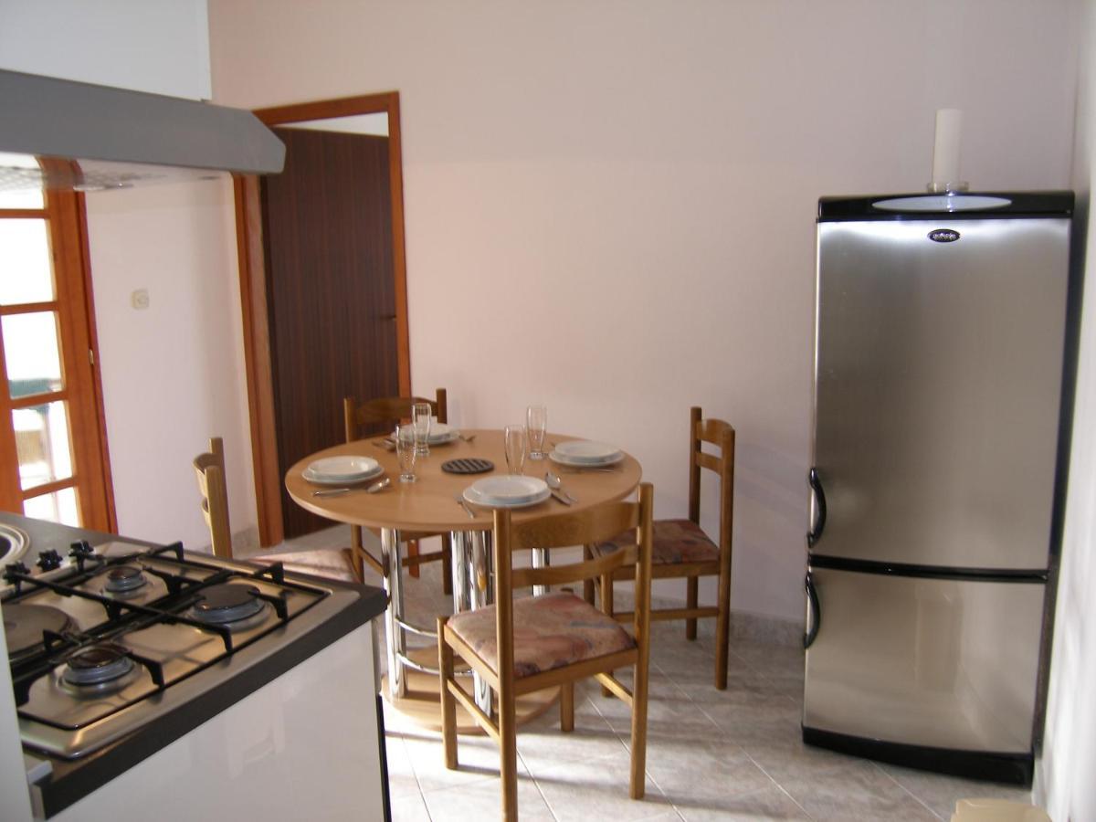Apartmani Matela Petrcane Luaran gambar